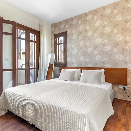 2 Bedroom Apartment Assia With Communal Pool, Aphrodite Hills Resort Kouklia Exteriér fotografie