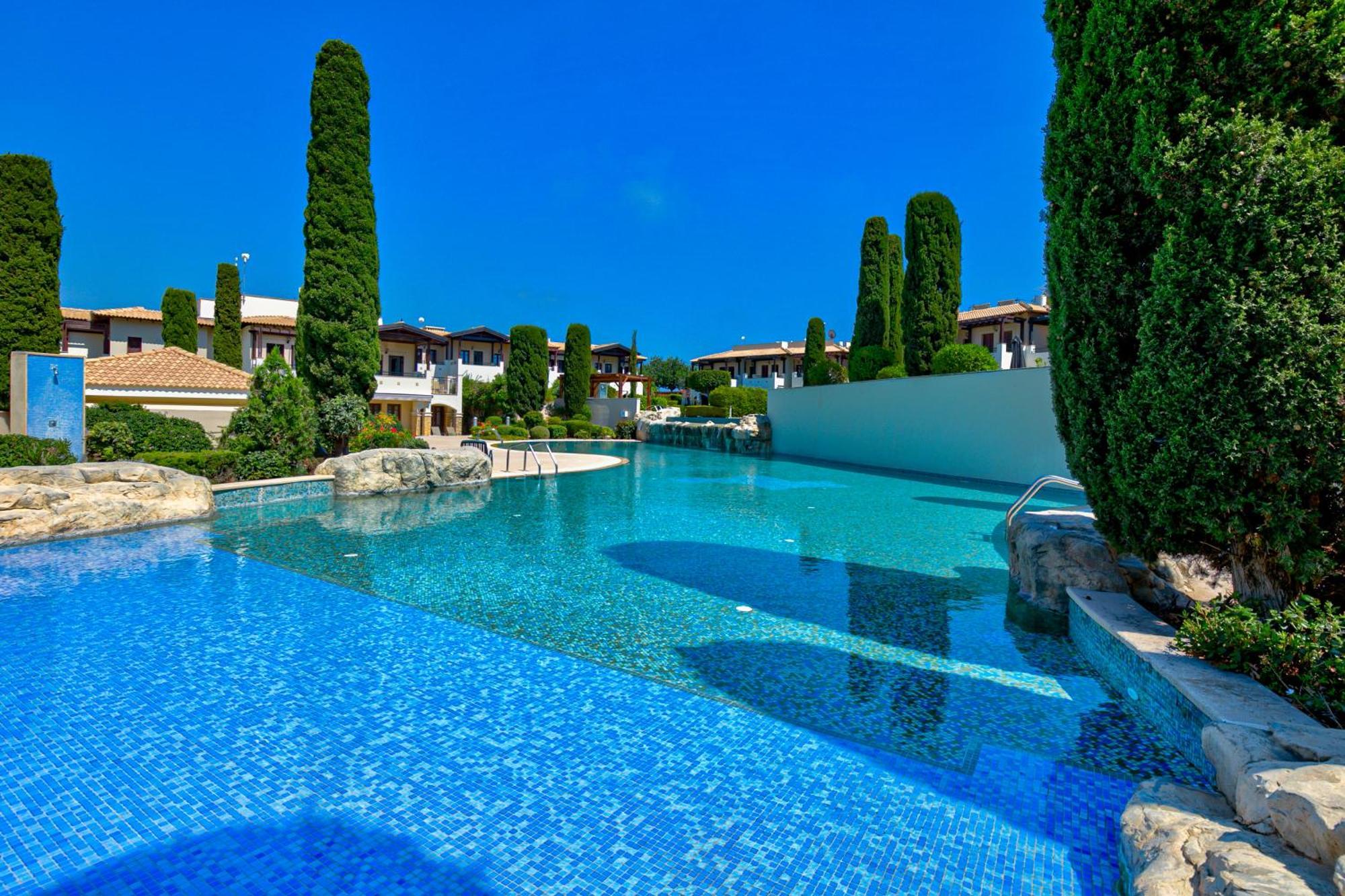 2 Bedroom Apartment Assia With Communal Pool, Aphrodite Hills Resort Kouklia Exteriér fotografie