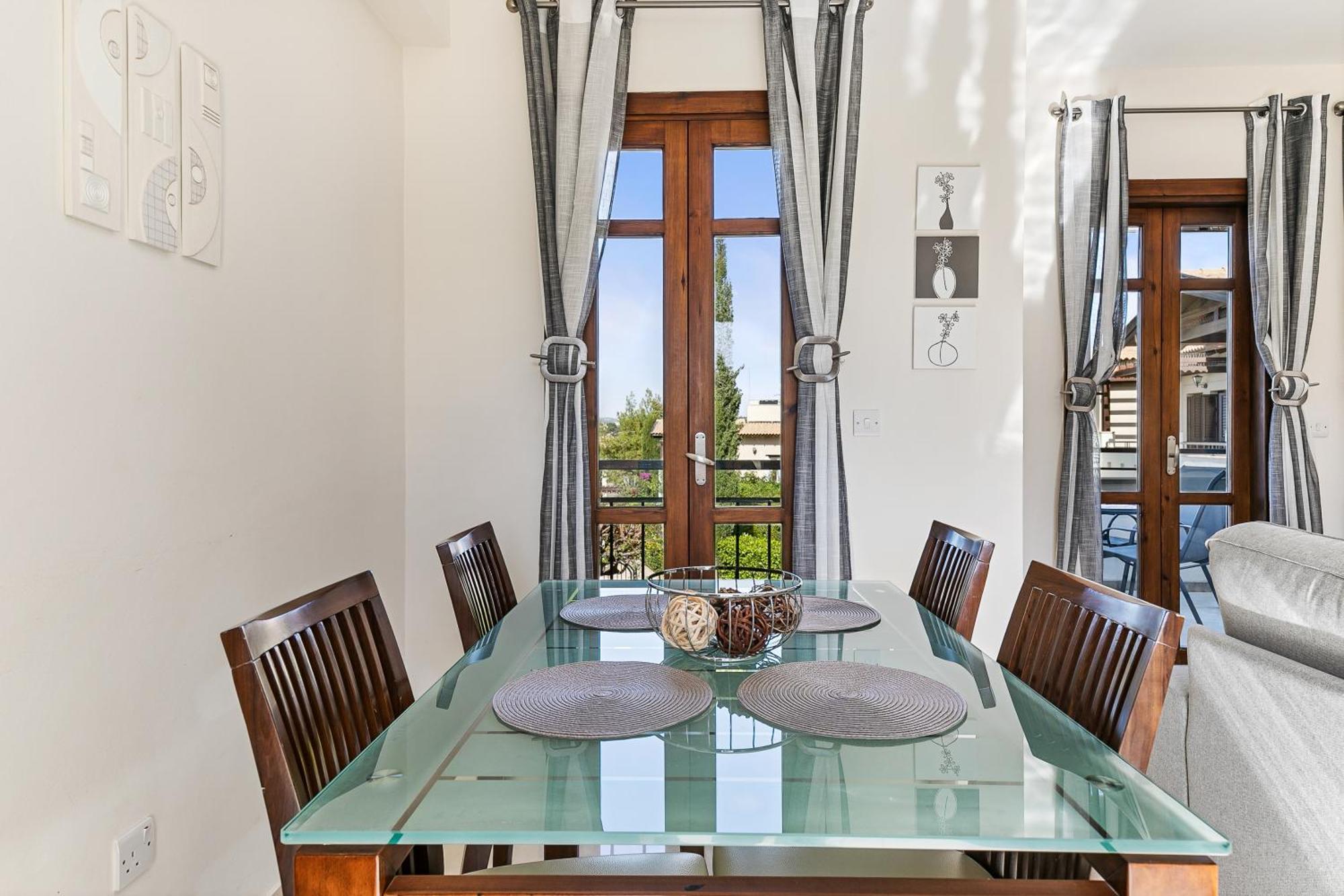 2 Bedroom Apartment Assia With Communal Pool, Aphrodite Hills Resort Kouklia Exteriér fotografie